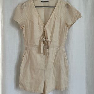 Abercrombie Striped Romper with Keyhole (M)